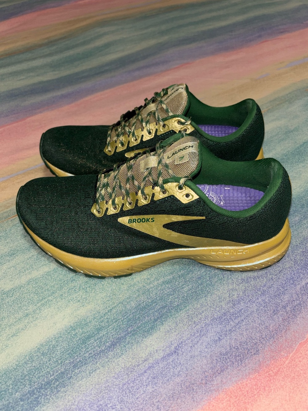 Brooks Launch 7 Run Lucky St Patricks Day Green Gold Running Shoes Womens size 9